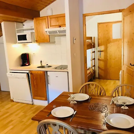 Avec Piscine Et Parking, Animaux Admis - Fr-1-629-92 Appartement Samoëns