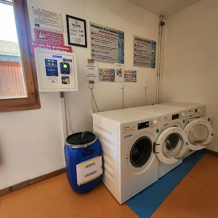 Appartement Avec Piscine Et Parking, Animaux Admis - Fr-1-629-92